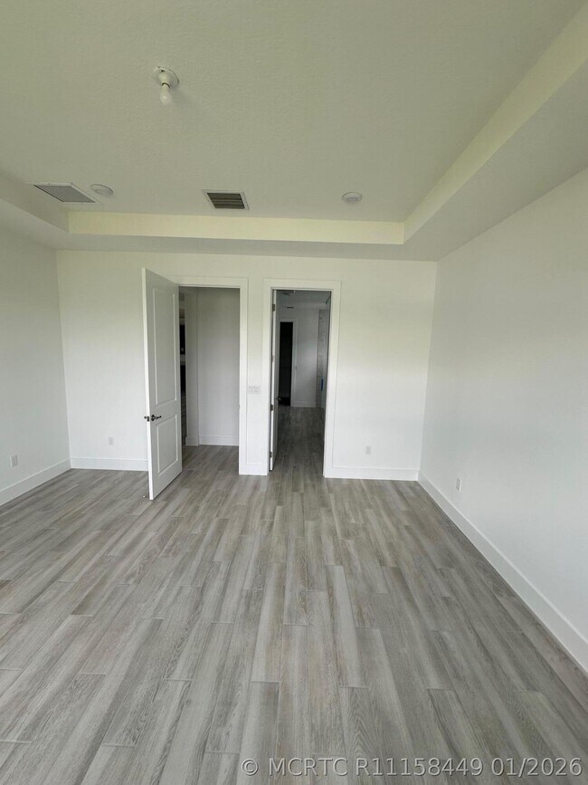 Building Photo - 12166 Viridian Blvd