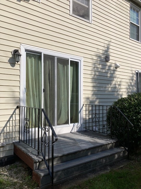Building Photo - 1237 Pawtucket Blvd