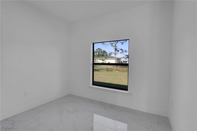 Building Photo - 2810 44th St SW