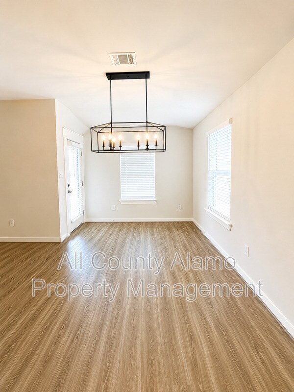 Building Photo - 10542 Francisco Way