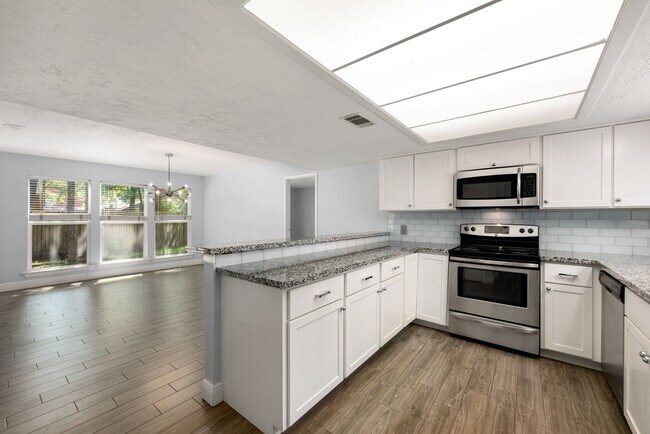 Building Photo - 43 N Cypress Pine Dr
