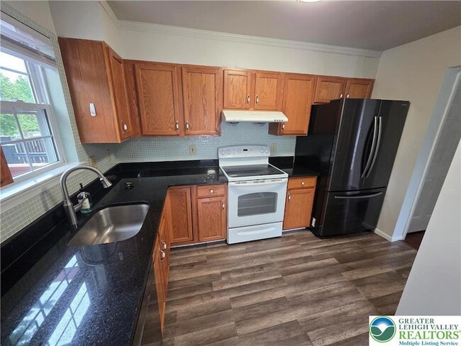 Building Photo - 965 Ramblewood Ln