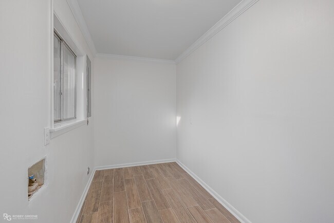 Building Photo - 1522 Captain Shreve Dr