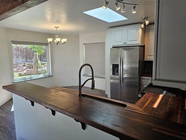 Building Photo - 7524 Kachina Loop