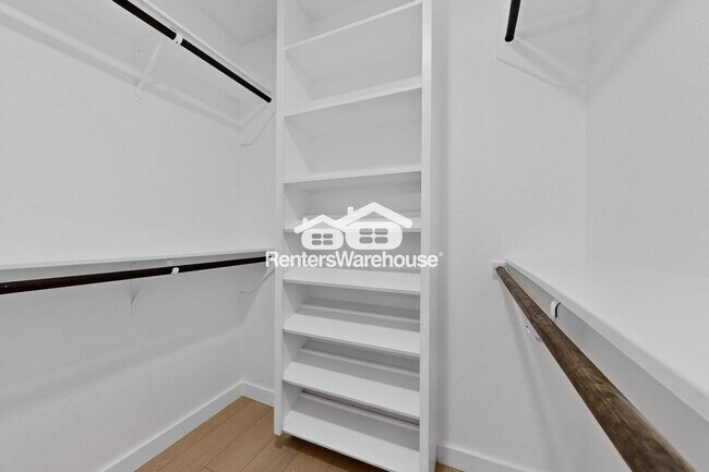 Building Photo - 3945 Spoonwood Ln