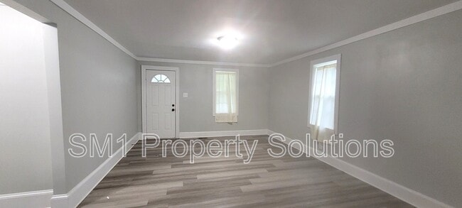 Building Photo - 4304 Hilltop Rd