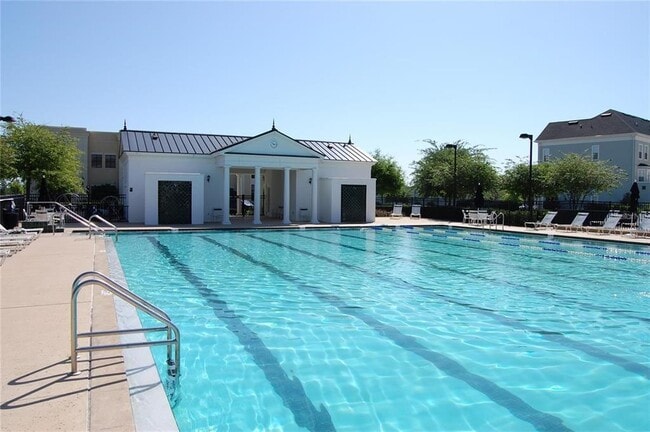 Building Photo - 2823 Wilford Ave