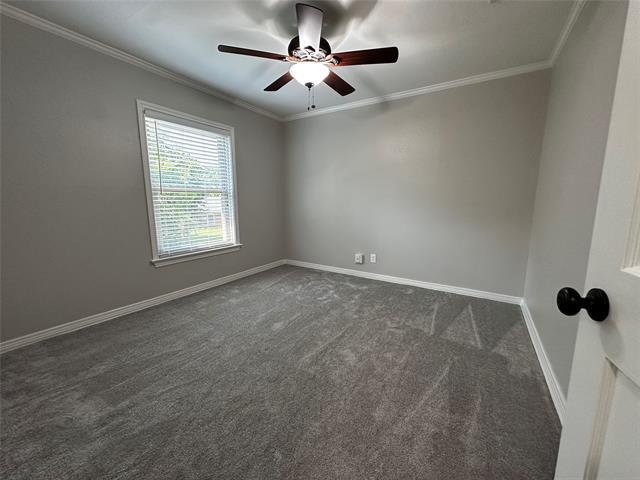 Building Photo - 6451 Oriole Dr