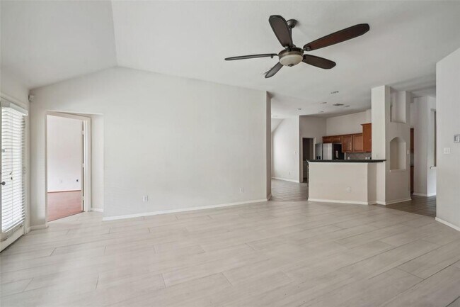 Building Photo - 16614 New Market Ln