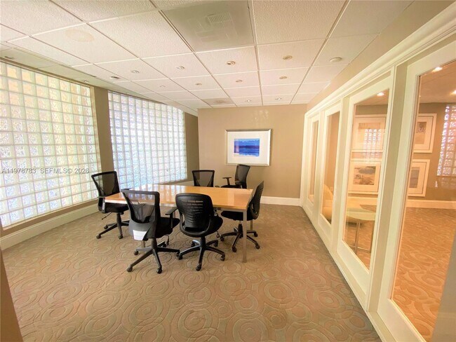 Building Photo - 770 Claughton Island Dr