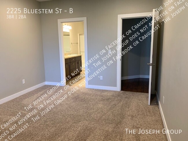 Building Photo - 2225 Bluestem St