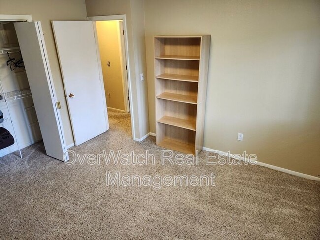 Building Photo - 3890 Caravelle Dr