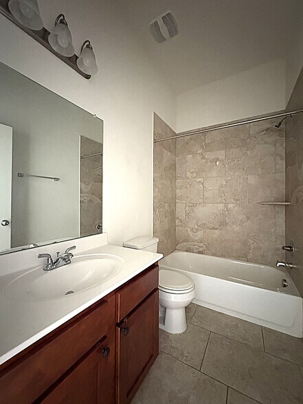 Building Photo - 3810 Flat Rock Mountain Dr
