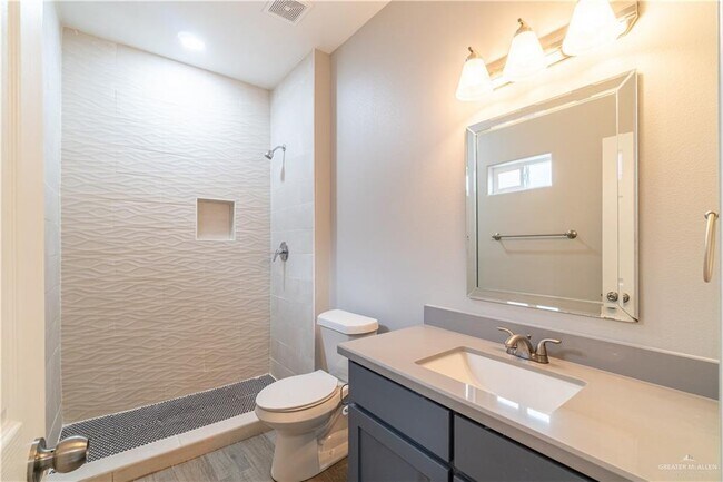 Building Photo - 6903 Venus Dr