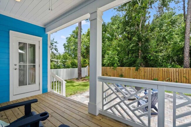 Building Photo - 1152 N County Hwy 393