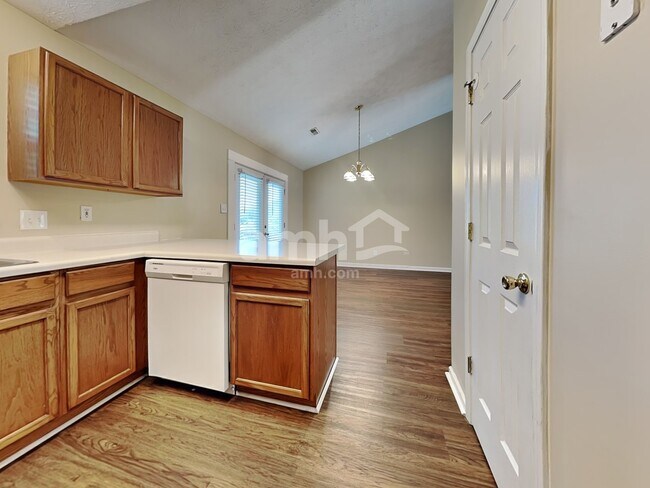 Building Photo - 7238 Austin Park Ln
