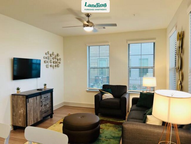 Building Photo - 698 Basilica Bay Dr