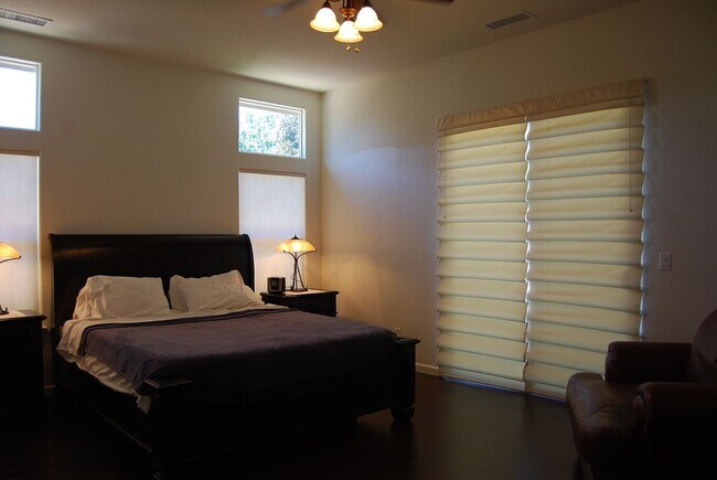 Building Photo - Single Level in Damonte Ranch