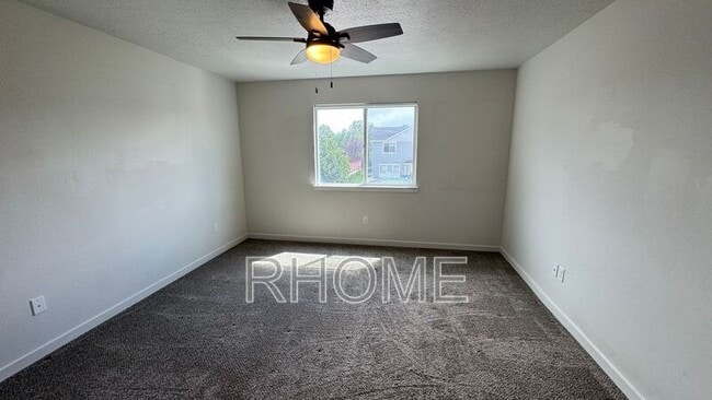 Building Photo - 164 N 450 W St