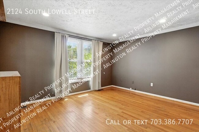 Building Photo - 2124 S Lowell St
