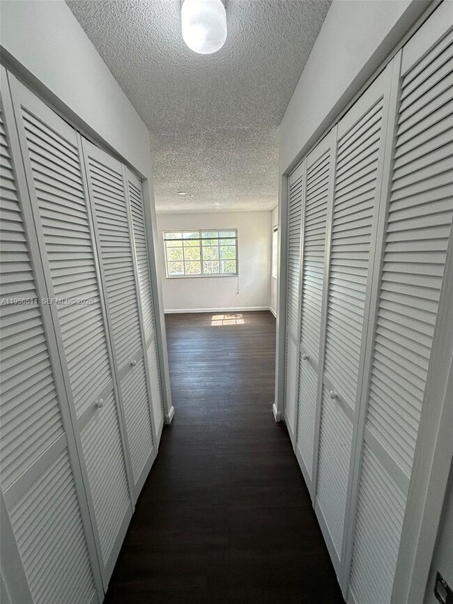 Building Photo - 4848 N State Rd 7