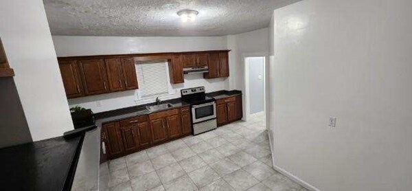 Building Photo - 376 Ferry St