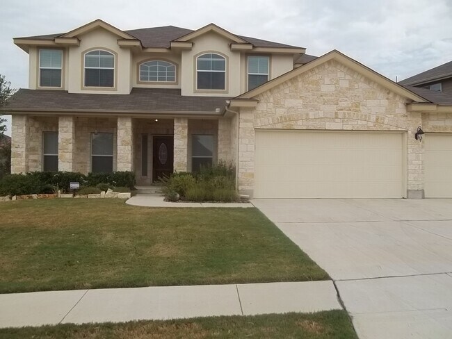 Building Photo - BEAUTIFUL 5 BEDROOM, 3.5 BATHROOM HOME!
