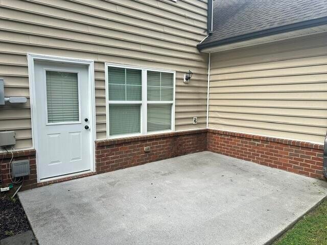 Building Photo - 1695 Stonebriar Dr NE