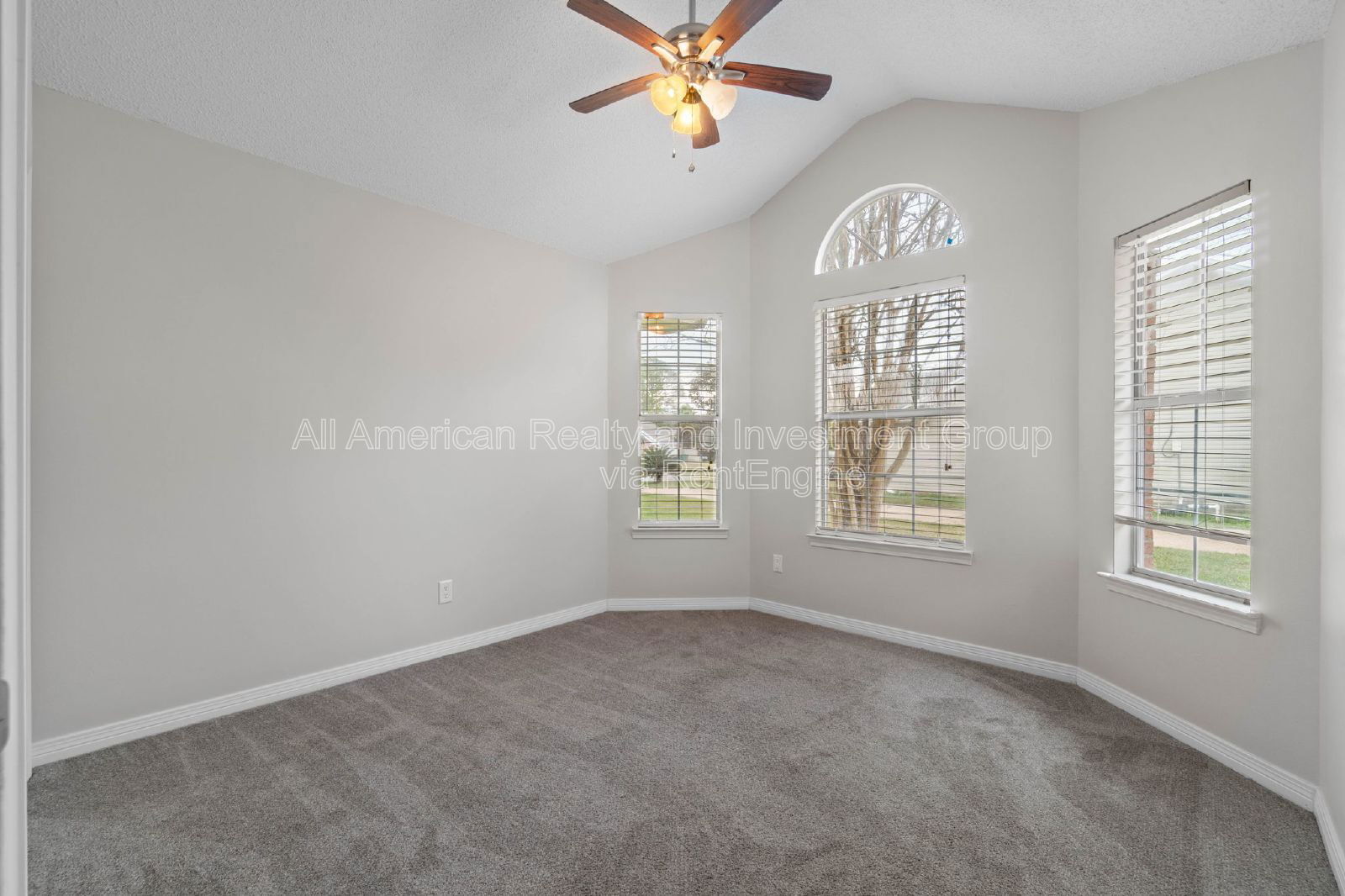 Building Photo - 1124 Bridlewood Path