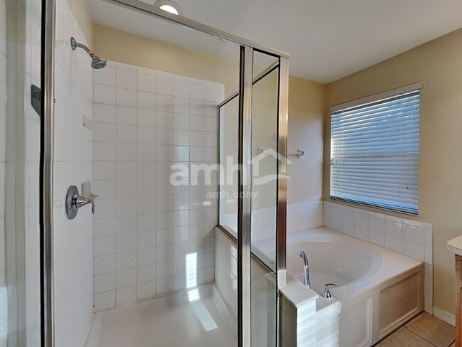 Building Photo - 15419 Shoal Haven Pl