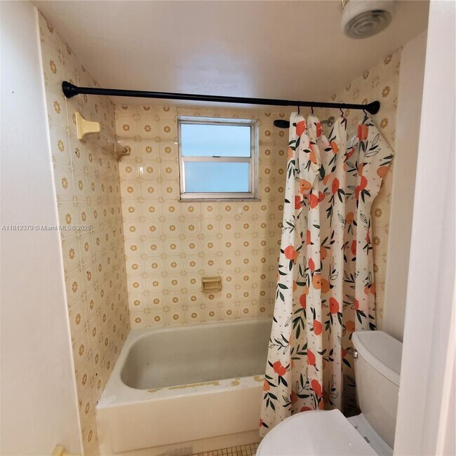 Building Photo - 4101 Indian Creek Dr