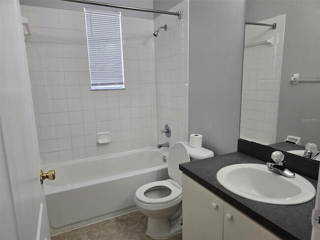 Building Photo - 24612 Portofino Dr