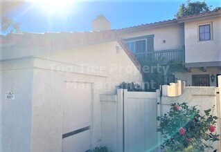 Building Photo - ***Charming 2 bed / 2 bath Townhome in Coastal Carlsbad - Available NOW***