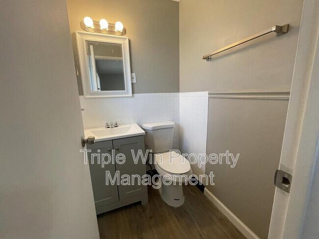 Building Photo - 11923 San Andres Dr