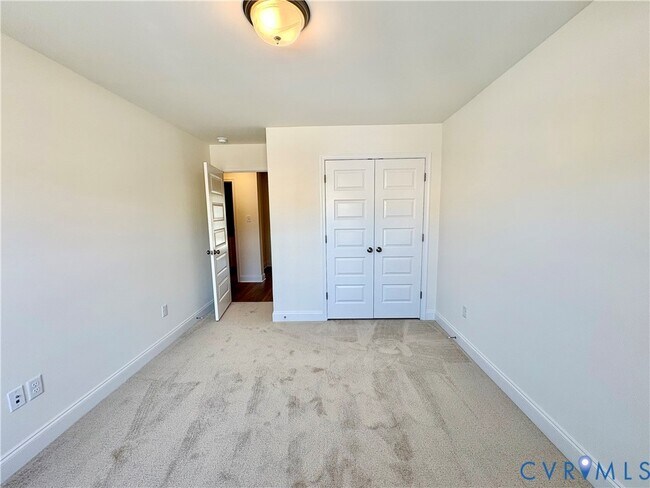Building Photo - 18754 Palisades Rdg