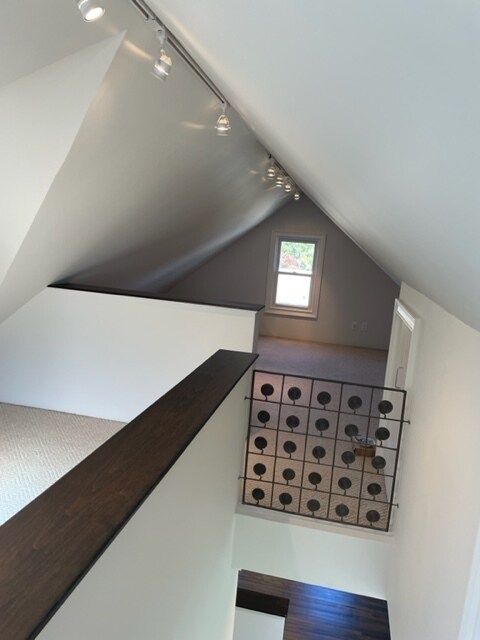 Building Photo - 32 Oakland St