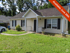 Building Photo - 4240 Sunglow Dr