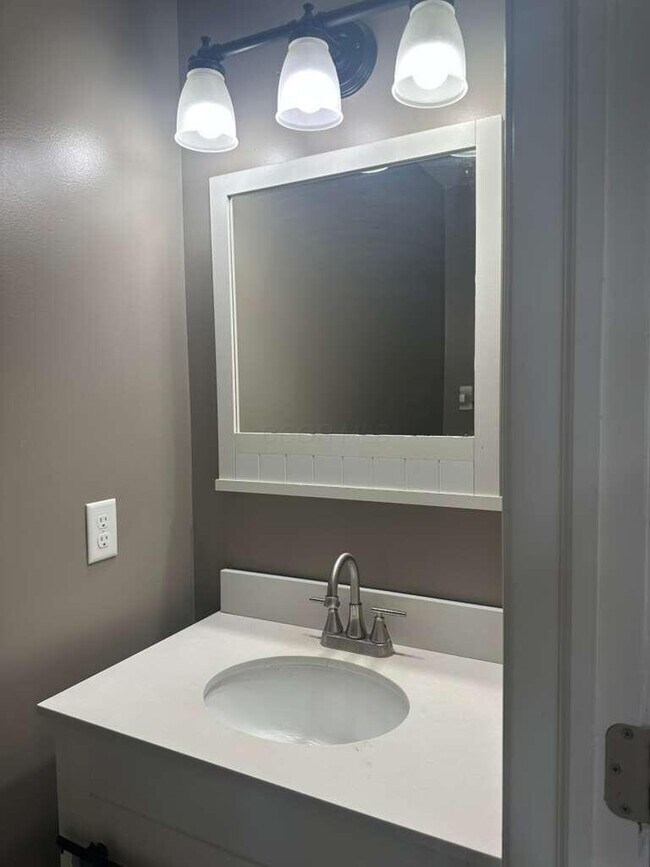 Building Photo - 2397 Angelfire Dr