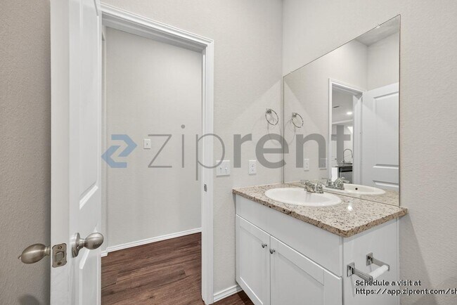 Building Photo - 2885 Wolfcreek