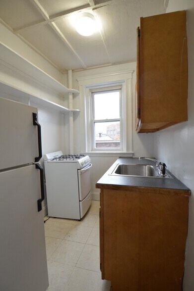 Building Photo - 1175 Boylston St