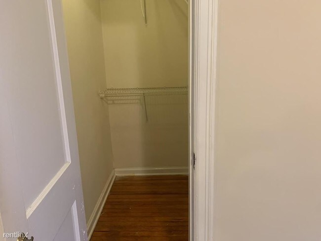 Building Photo - 2760 Devonshire Pl NW