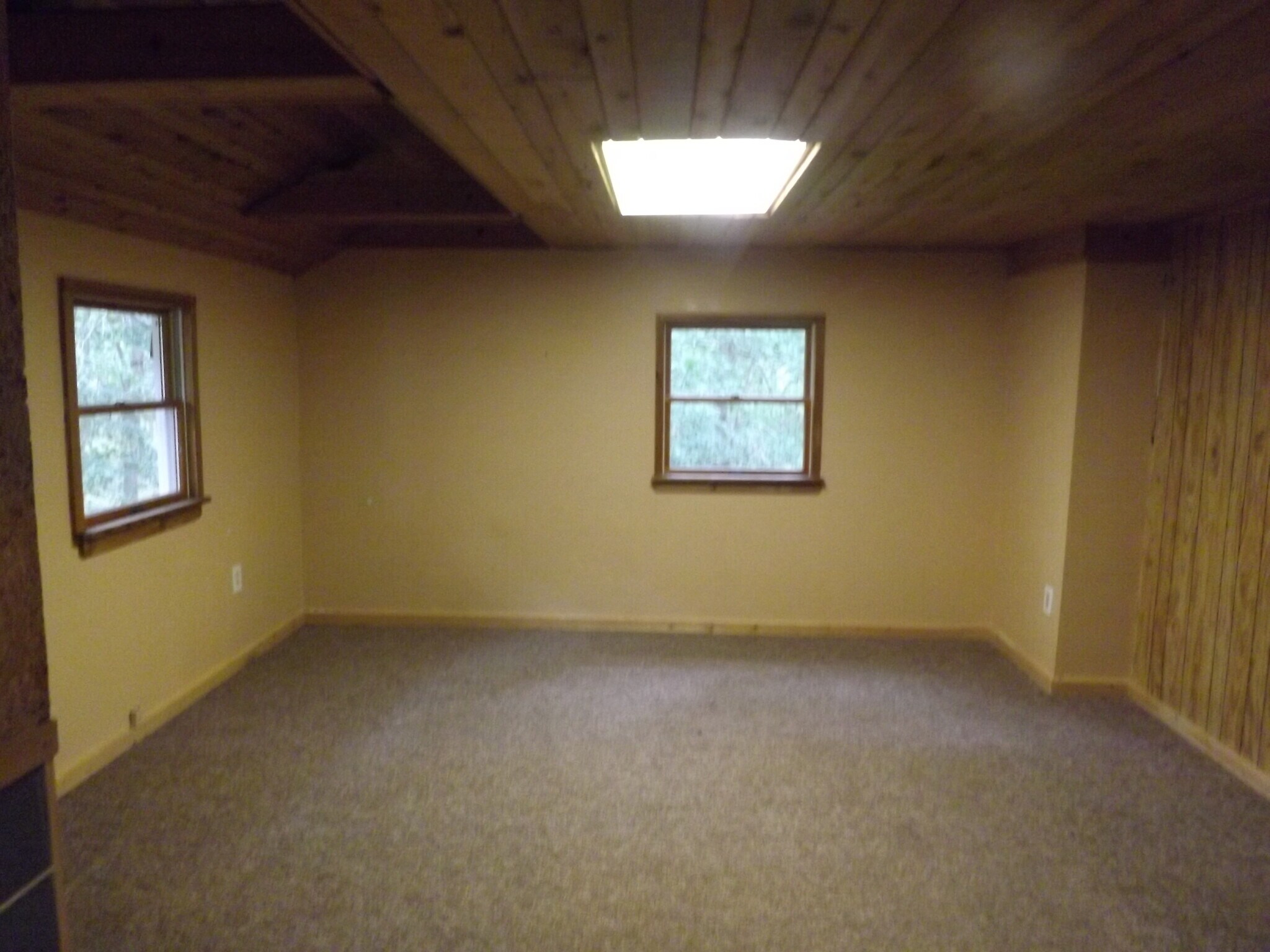 Building Photo - 55 Deer Path Rd