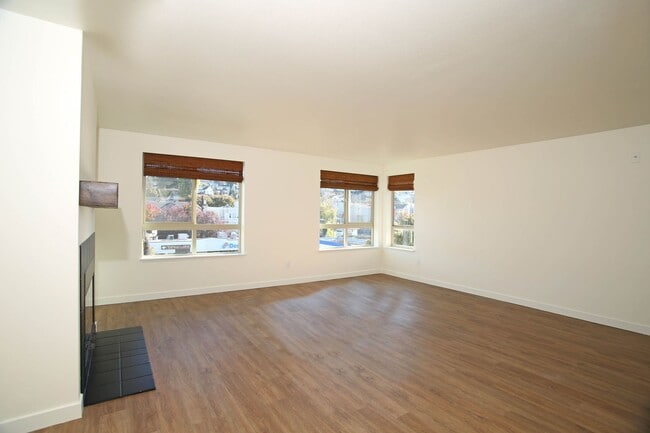 Interior Photo - Ivy Court Apartments