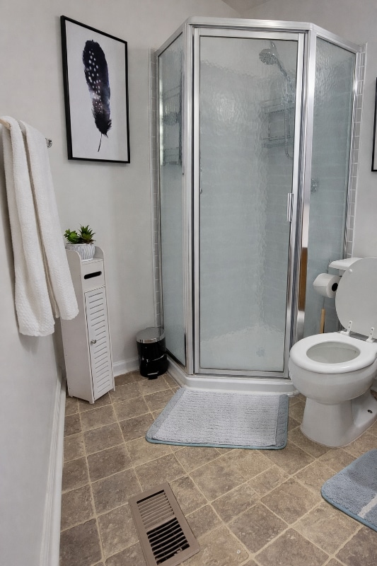 Building Photo - 1510 E Henry St