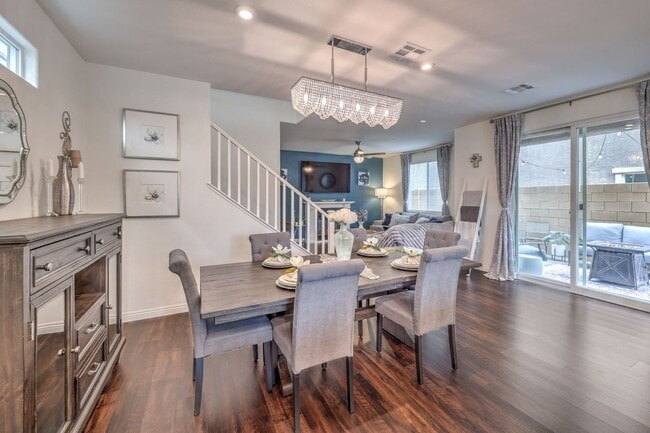 Building Photo - Stunning Skye Canyon Home in gated community with Loft & Upgrades