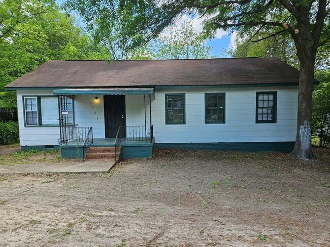 Primary Photo - 3br Ranch Home