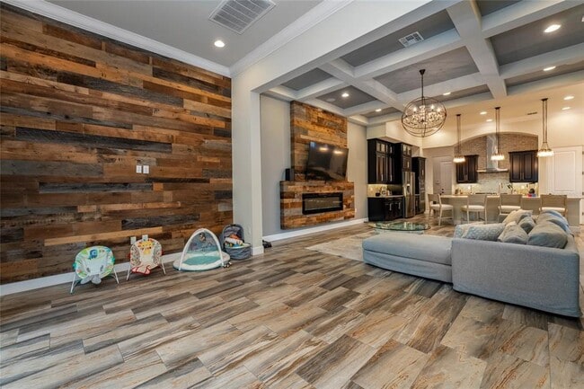Building Photo - 8376 Via Vittoria Way