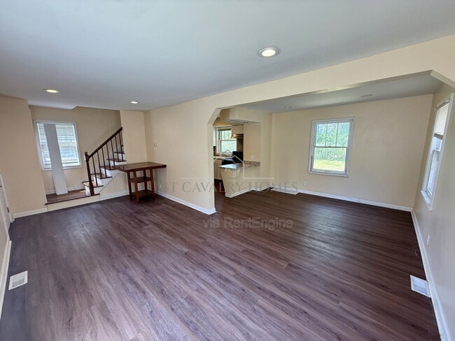 Building Photo - 472 Keck St