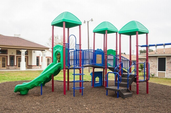 Building Photo - 1801 Bosquez St