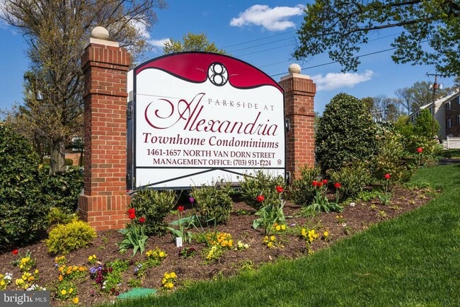 Building Photo - 1193 N Van Dorn St